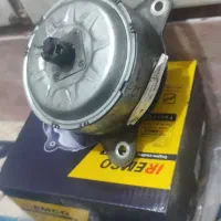 موتور فن پژو ویک عدد چراغ عقب پارس
