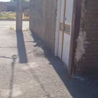 زمین در باغمعروف