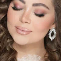 آرایش و میکاپ تخصصی با تخفیف ویژه