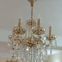 سه عدد لوستر و دو دیوارکوب