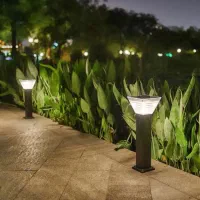 چراغ خورشیدی