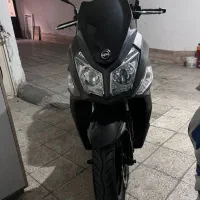 موتور j 200 کم کار تمیز سالم