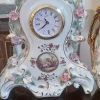 گلدان وساعت در دو طرح متفاوت