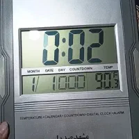 ساعت  دیواری جنس خوب و نو