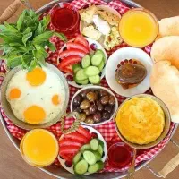 استخدام نیروی خدمات