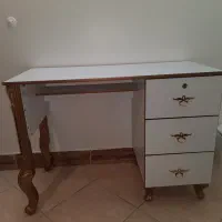 میز و صندلی مطالعه