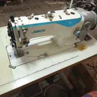 چرخ خیاطی تیپیکال