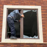 شیشه دوجداره و سکوریت ، تعویض شیشه شکسته