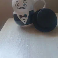 ماگ درب دار عروسکی