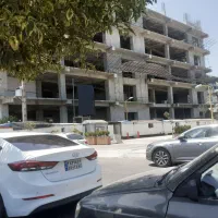 ۲نفر بنا ۲نفر کارگر برا بندرانزلی رشت