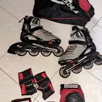 اسکیت برند رولربلید سایز ۳۴ تا ۳۷بزرگ و کوچک میشه