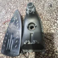 لوازم اصلی اتو بخار، مخزن آب و کفی