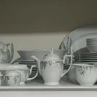 سرویس چینی ۶نفره همراه صبحانه خوری