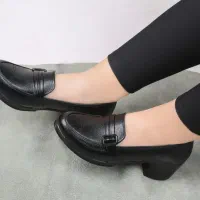 کفش  زنانه پاشنه دار طبی