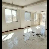 ۸۲متر/۲خواب/فول امکانات*کلید نخورده/سالن نورگیر