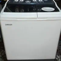 لباس شویی اسنوا و یک عدد گاز ۵ شعله ای