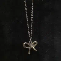 هدیه، گردنبند(ولادت حضرت رقیه)