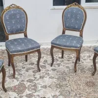 صندلی چوبی
