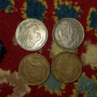 تعدادی سکه قدیمی