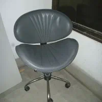 صندلی چرخدار جک دار