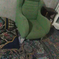 چنددسته وسایل خونه حراج میشه کسی خاست