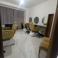 خدمات و آموزش در تمام لاینهای آرایشی