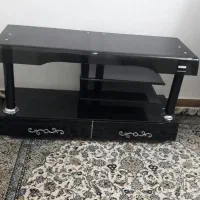 میز تلویزیون در حد نو