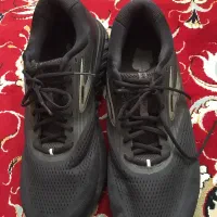 کتانی بروکس سایز ۵۰.۵ مدل ویتنام