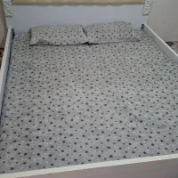 تخت دونفره
