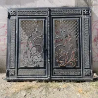 درب پارکینگ نفررو داخل
