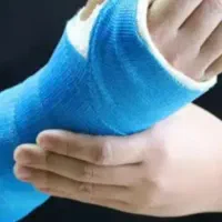 شکسته بندی ورگگیری وهمچنین ماساژ سنتی