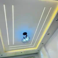 دوتا بنا گچکار و یک شاگرد گچساز در اسلامشهر