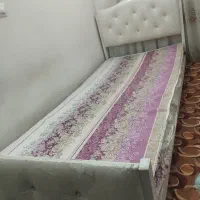 تخت دونفره میهمان و میزبان