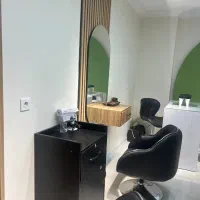 استخدام نیروی کوتاهی و براشینگ و ناخنکار حرفه ای