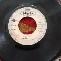 یک صحفه گرامافون صمد عقاب