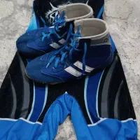 دوبند وکفش کشتی