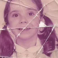 ترمیم و بازسازی عکسهای قدیمی