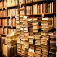 خریدو فروش کتاب های دانشگاهی ، و کاغذ و دفتر باطله