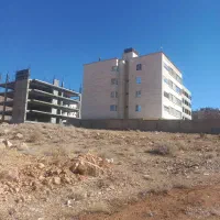 زمین ۵۲۸ متر