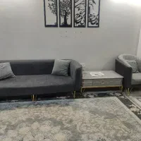 مبل ۸نفره.  دوتاسه نفره و دوتاتک نفره. همراه بامیز