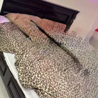 تخت و تشک و میز آینه