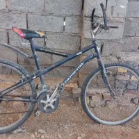 دوچرخه|دوچرخه، اسکیت، اسکوتر|حلب, |دیوار