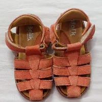 صندل دخترانه سایز ۲۸