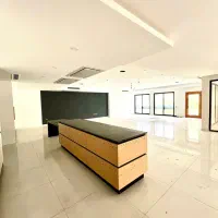 فروش آپارتمان ۱۴۰ متر/۳خواب/تک واحدی/قدوسی