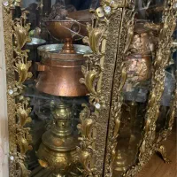 ویترین برنجی چهار گوشه