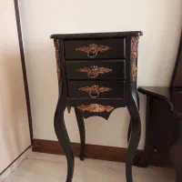 میز تلفن وگل گلدون