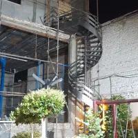 جوشکاری سیار ساخت انواع پله گرد ومعمولی والاچیق