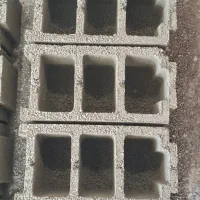 نیازمند 2 نفر کارگر بلوک زن