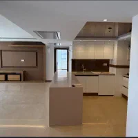 120متر-2خواب-صفرنوساز-شیک-و-بروز-چهارباغ-بالا