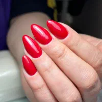تخفیف تابستانه کاشت ناخن و پیرسینگ ومیکردرمال